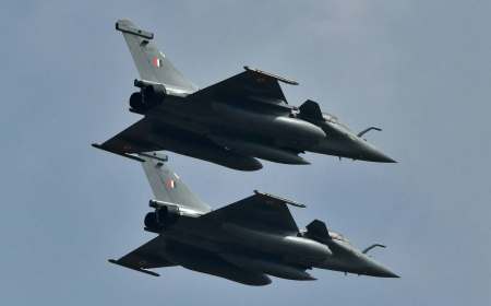 باكستان تُشيد بدور المقاتلات الصينية في صدّ الضربات الهندية