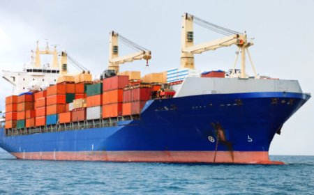 «الركود المؤقت» وتراجع النفط يهبطان بأسعار الشحن البحرى 50%