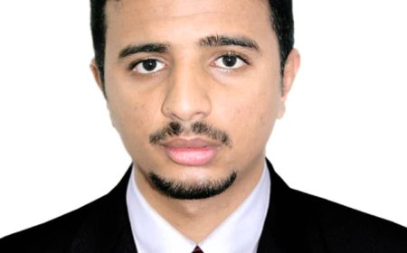 بين الظل والضوء حين يُهمَّش الأكفاء ويُكافأ الفاسدون