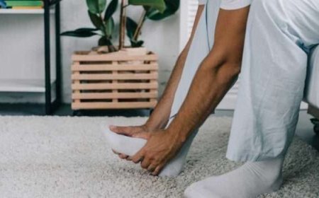 وجع القدمين.. الأسباب والعلاج والوقاية بخطوات بسيطة
