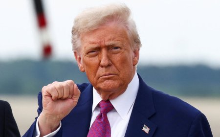 ترامب يأمر بتحريك غواصتان نوويتان ردًا على تصريحات الرئيس الروسي السابق