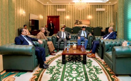 الزُبيدي يوجّه بتأهيل مطار عدن وتحسين الخدمات