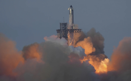 من تكساس إلى الفضاء..  ستارشيب يُطلق أقماراً صناعية و يعود إلى الأرض بسلام