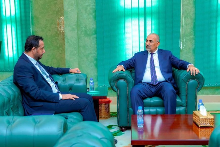 اللواء الزُبيدي يطّلع على استعدادات وزارة التربية لانطلاق العام الدراسي الجديد