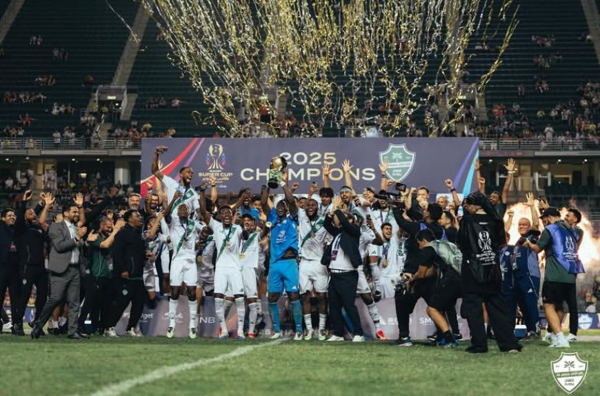 أهلي جدة يتوج بالسوبر السعودي بعد مواجهة مثيرة أمام النصر
