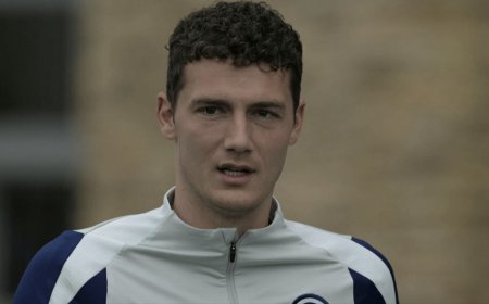 مارسيليا يُعيد تعزيزه الدفاعي بـ15 مليون يورو في التعاقد مع بنجامين بافار