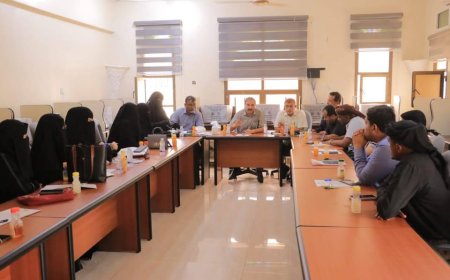 المهرة: مكتب التربية يبحث استعدادات العام الدراسي الجديد مع ملاك ومدراء المدارس الأهلية