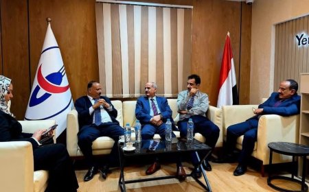 محافظ شبوة يشيد بجهود وزير النقل لإدراج مطار عتق ضمن شبكة الربط الجوي