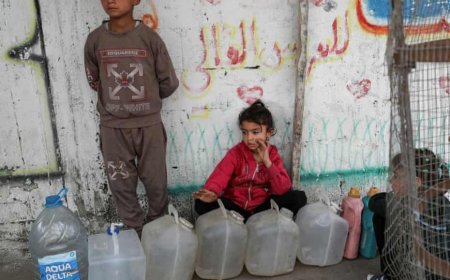 غزة تشهد “أزمة عطش” حادة بعد تدمير الاحتلال 75% من آبارها المركزية