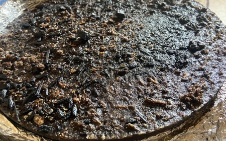 البخور العدني… عبق التاريخ ورائحة المكان