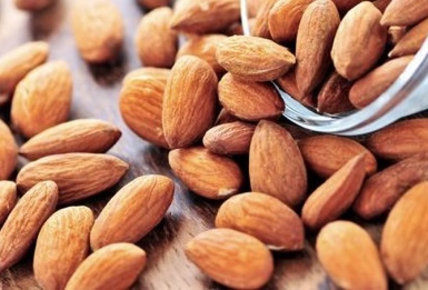 اللوز.. وجبة صغيرة بفوائد كبيرة لصحة قلبك وجسمك