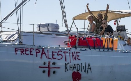 أسطول الصمود يدخل “المنطقة المحظورة” ودعوات إيطالية وإسبانية للمشاركين للعودة