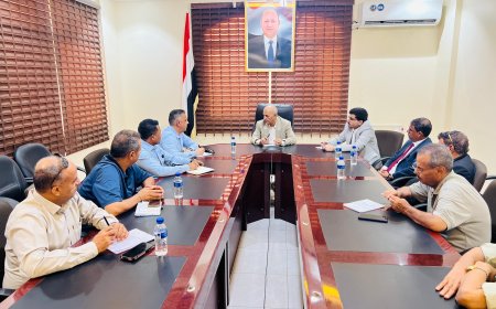 وزير المياه والبيئة يبحث مع الأمم المتحدة تعزيز الجهود لحماية البيئة البحرية ومكافحة التلوث في السواحل اليمنية