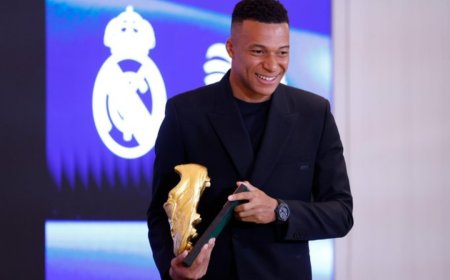 مبابي يفوز بجائزة الحذاء الذهبي ويضيف نجاحاً جديدًا لمسيرته الكروية