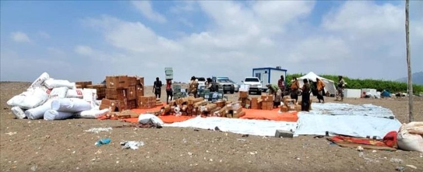 الحملة الأمنية المشتركة برأس العارة تبث فيديو لضبط قارب يحمل معدات طائرات مسيرة، وأجهزة مراقبة وتجسس حوثية