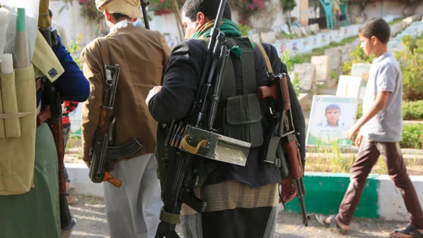 وفاة طفل يمني تحت التعذيب في مركز تجنيد حوثي