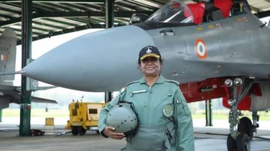 "رسالة إلى باكستان".. رئيسة الهند تقود طائرة مقاتلة استخدمت في عملية "سندور" العسكرية