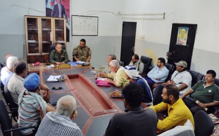 قائد شرطة القلوعة يلتقي باللجان المجتمعية لتعزيز التعاون الأمني ومناقشة القضايا المحلية