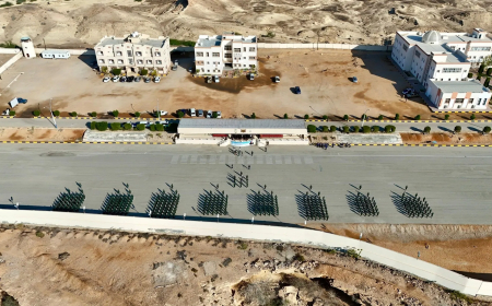 محافظ حضرموت يشهد تخرج دفعتين جديدتين من كلية الشرطة ويؤكد رفض أي تشكيلات خارج الدولة