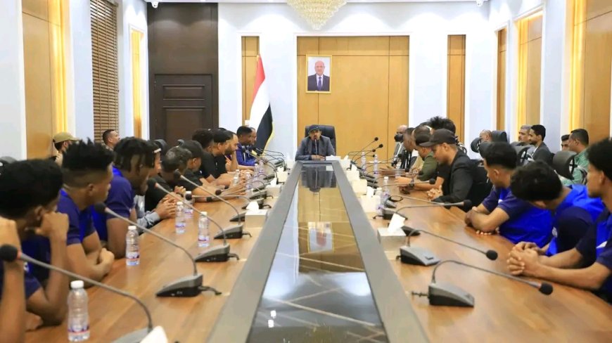 خلال استقباله بعثة نادي تضامن حضرموت.. بن ماضي يشيد بروح العزيمة والإصرار التي تحلّى بها اللاعبون والجهازان الفني والإداري للفريق