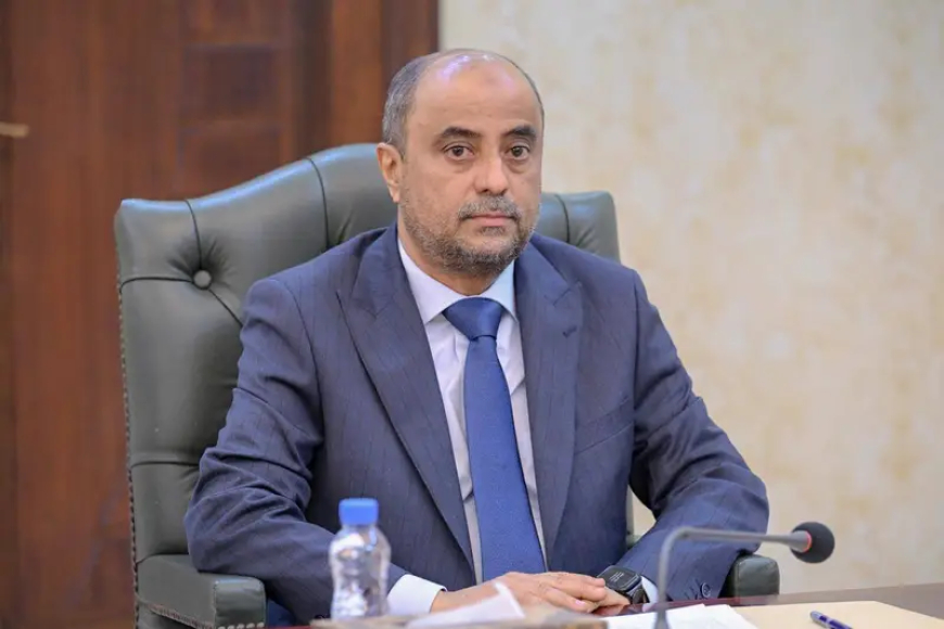 تمرد مالي في المهرة..الحكومة أمام أول تحدٍّ للإصلاحات الاقتصادية