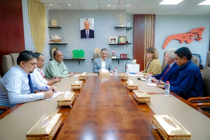 عدن تبحث مع هولندا دعم مؤسسة المياه والصرف الصحي
