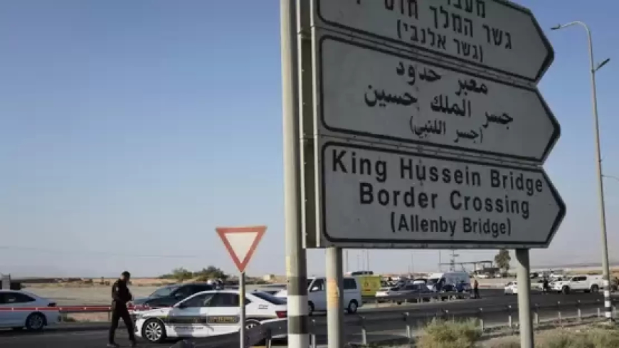 إسرائيل تمنع طبيبين أمريكيين من دخول الضفة لعلاج الأطفال وإجراء العمليات الجراحية