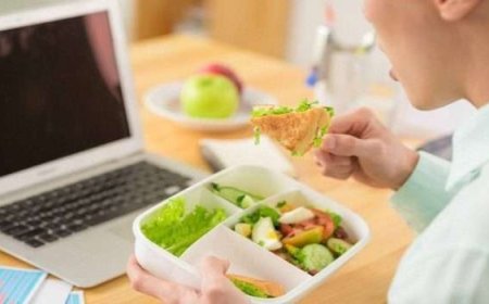 وجبات خفيفة وصحية للموظفين… دليل عملي ليوم عمل أكثر نشاطاً