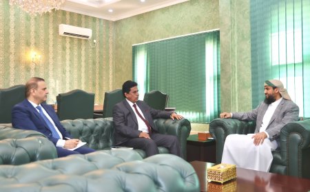 ‏عضو مجلس القيادة "المحرّمي" يلتقي الأمين العام لمجلس الوزراء