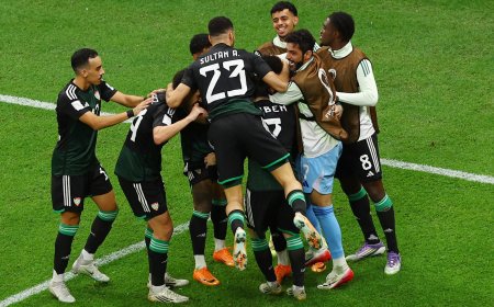 الإمارات تُقصي حامل اللقب المنتخب الجزائري وتبلغ نصف نهائي كأس العرب