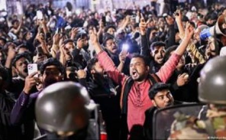 غضب الطلبة يهز بنغلادش