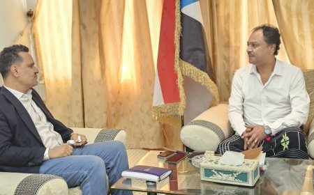 باعوم يبحث مع أمين عام جامعة سيئون أوضاع الجامعة والتحديات التي تواجهها