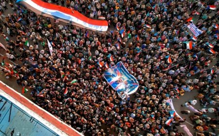 حشود أبين في ساحة الاعتصام المفتوح بالعاصمة عدن للمطالبة بإعلان دولة الجنوب العربي (صور)