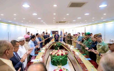 هيئة الرئاسة تقف على مستجدات الأوضاع المأساوية بمحافظتي حضرموت والمهرة وما تتعرض له المرافق فيها من أعمال سلب ونهب وتخريب