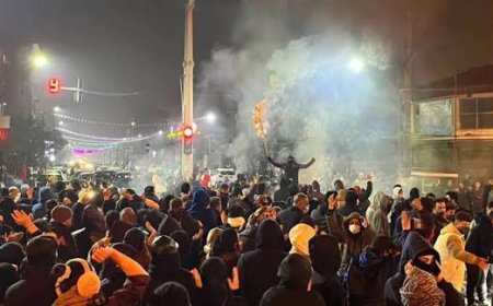 احتجاجات متواصلة في إيران منذ أكثر من أسبوع بسبب تدهور الأوضاع الاقتصادية