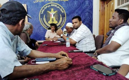 انتقالي مديرية سيئون يرفض بيان ما يسمى بوفد المجلس في الرياض ويدعو ابناء المديرية بالحشد صوب مدينة المكلا للمشاركة في مليونية الوفاء والصمود