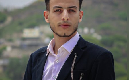 الصقر الهدياني يكتب.. تطايرت أوراق الإخونج بمنشور واحد من احمد الصالح