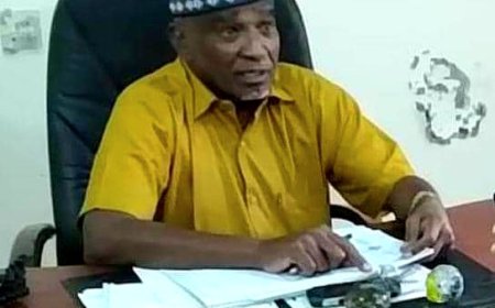 عمال النظافة في عدن يطالبون بصرف المكرمة السعودية لهم اسوة بزملائهم المدافعين عن الوطن