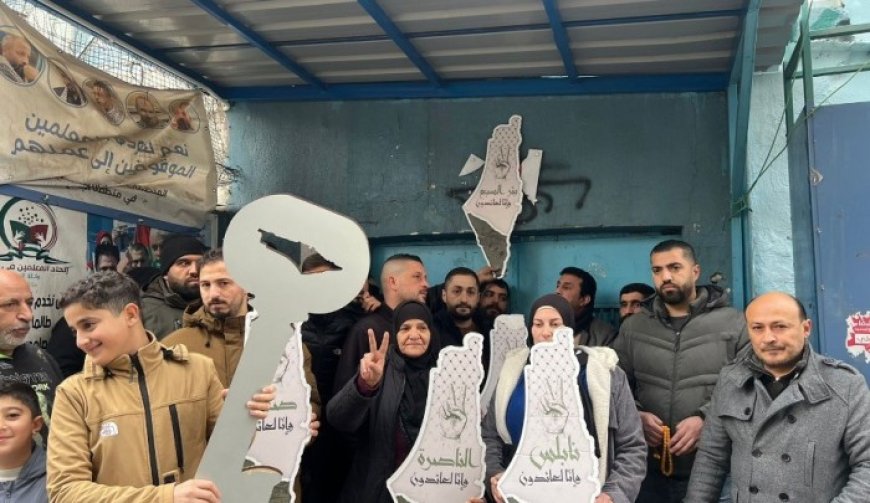 احتجاجات في مخيمات لبنان بعد حذف اسم فلسطين من بعض كتب مدارس الأونروا