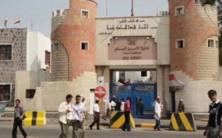 مدير أمن العاصمة عدن يوجه بالنزول الميداني إلى مقر صحيفة “عدن الغد” عقب واقعة الاقتحام