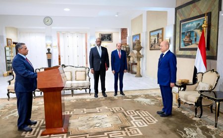 وزير التعليم العالي والبحث العلمي يؤدي اليمين الدستوري أمام رئيس مجلس القيادة الرئاسي