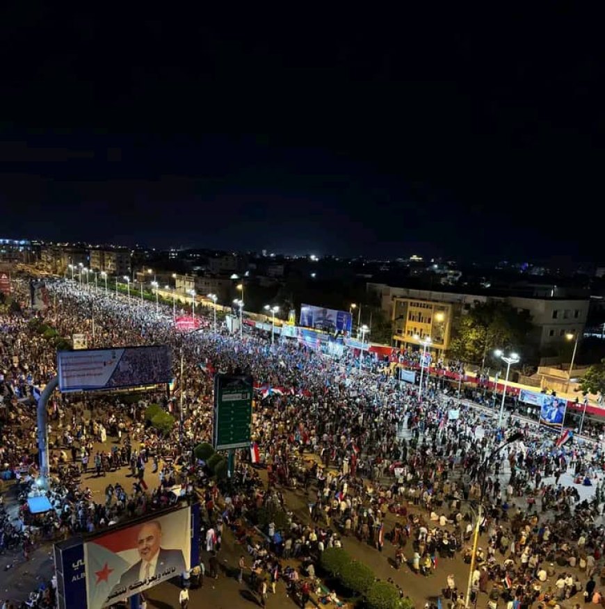 أبناء الجنوب يحتشدون في العاصمة عدن بمليونية الثبات والقرار الجنوبي(بيان)