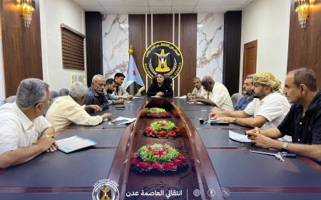 ناقش إبرز المستجدات السياسية وترتيبات اللقاء الموسع..  الزامكي يرأس اجتماعاً استثنائياً لرؤساء القيادة المحلية بمديريات العاصمة عدن   