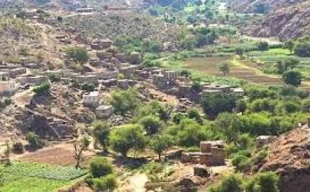 انقطاع شبكة “يمن موبايل” عن مناطق واسعة بمديرية الأزارق في الضالع