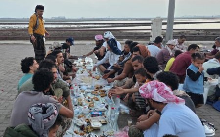 إفطار رمضاني يجمع أبناء قبيلة آل شايع في عدن