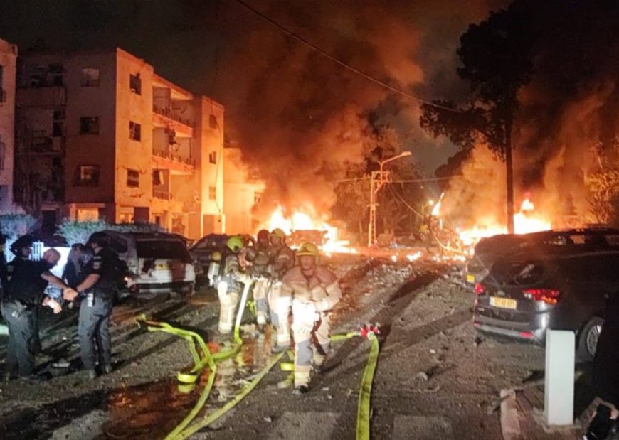 قصف صاروخي يستهدف تل أبيب وفرق الإسعاف تعلن حصيلة الإصابات