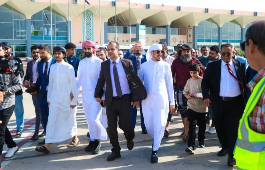 مطار عدن الدولي يستقبل الطائرة الأولى لشركة "طيران عدن" التابعة لمجموعة القطيبي