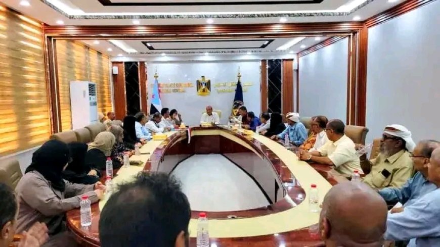 الهيئة الإدارية للجمعية الوطنية تعقد اجتماعًا استثنائيًا وتشيد بدور الجماهير في إعادة فتح مقار الانتقالي